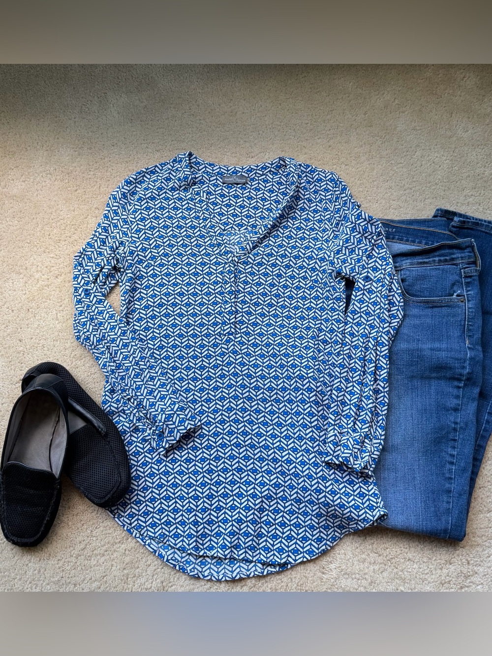 Market & Spruce Blue & White Geometric Print Blouse - S? (no size tag) - VGUC